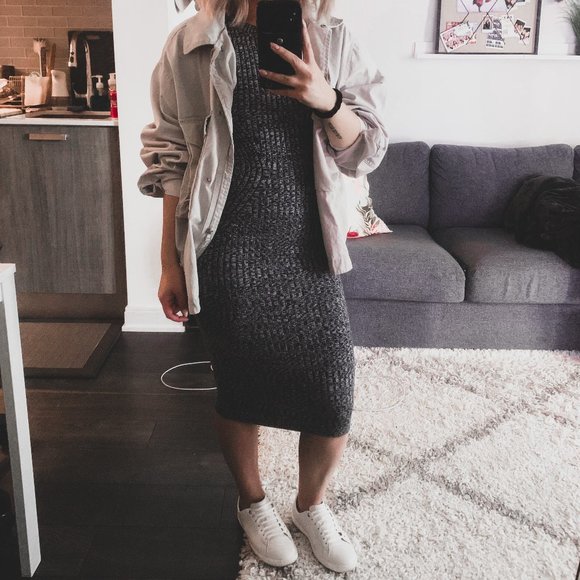 Meet your Posher, Alicia - Picture 1 of 1